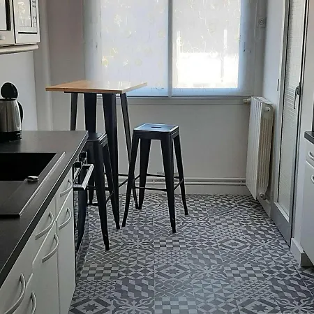 Apartament Renove 85m2, Terrasse, Parking, Face A - Fr-1-494-149 Royan